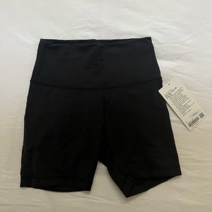 NWT Lululemon Wunder Train HR Short 6” Size 6 Black